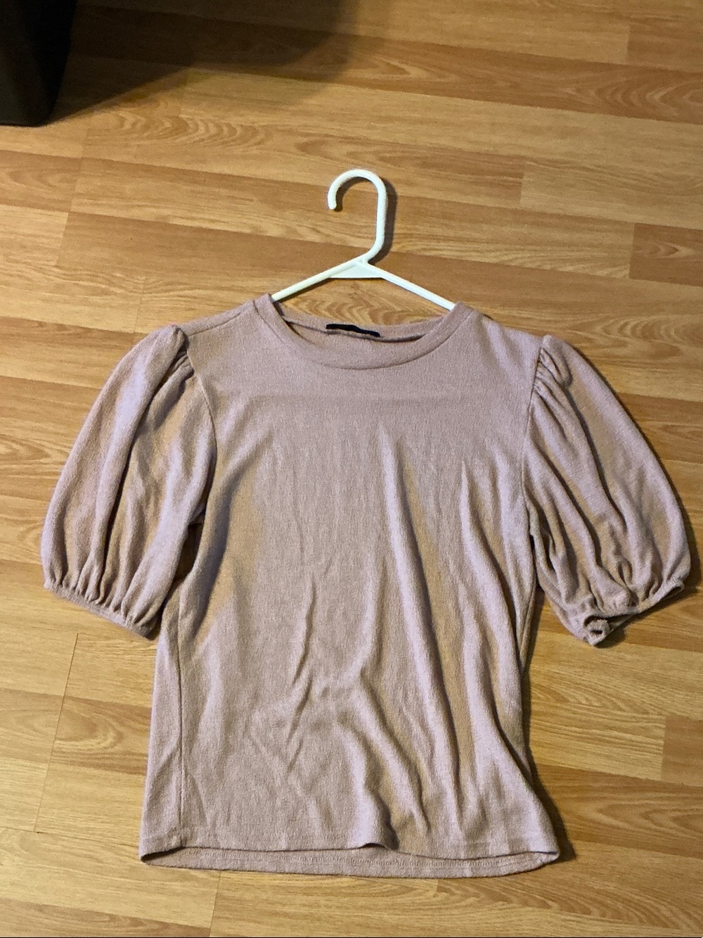 Puff-Sleeve Short Sleeve Tee in Mauve Pink